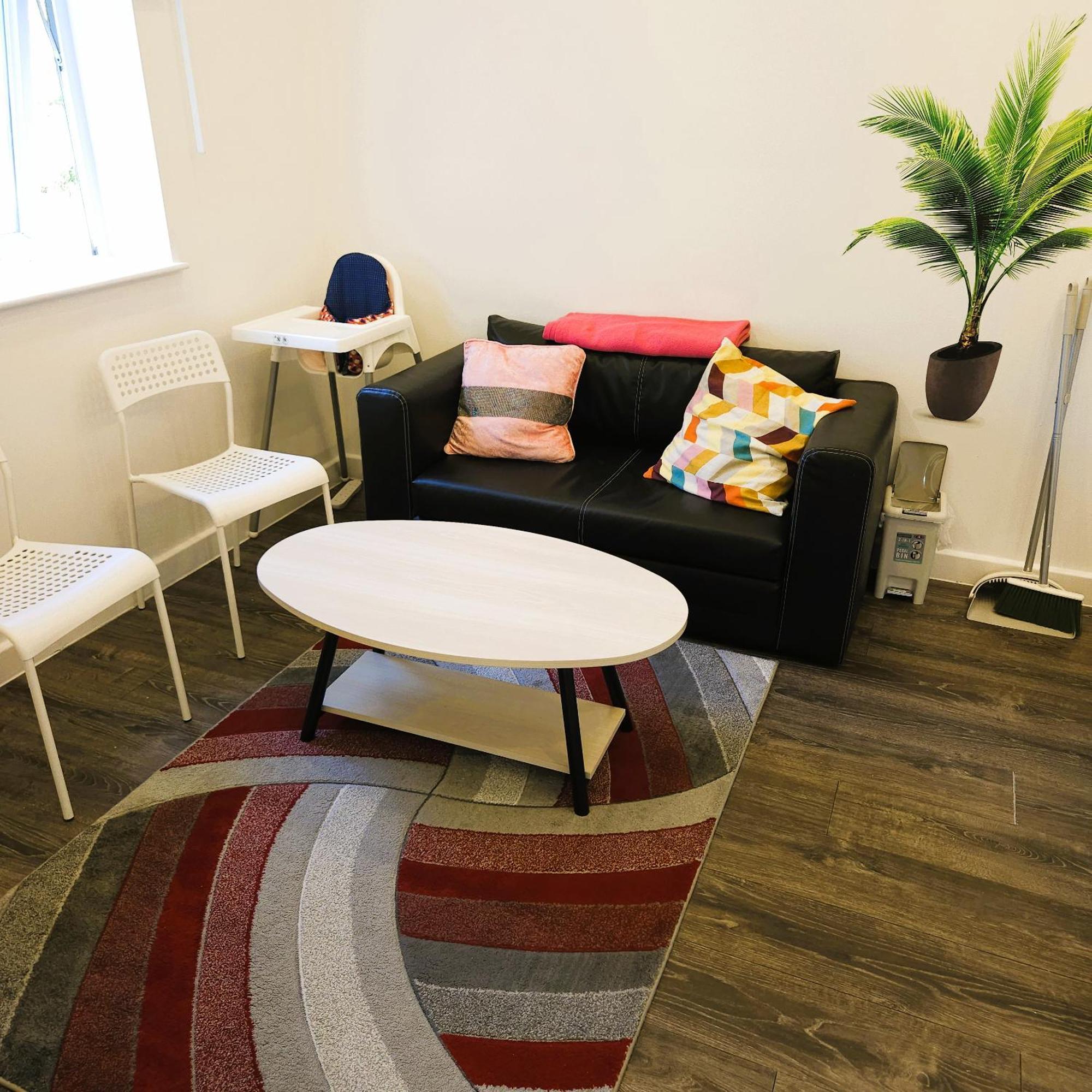 02 Glamour Apartment