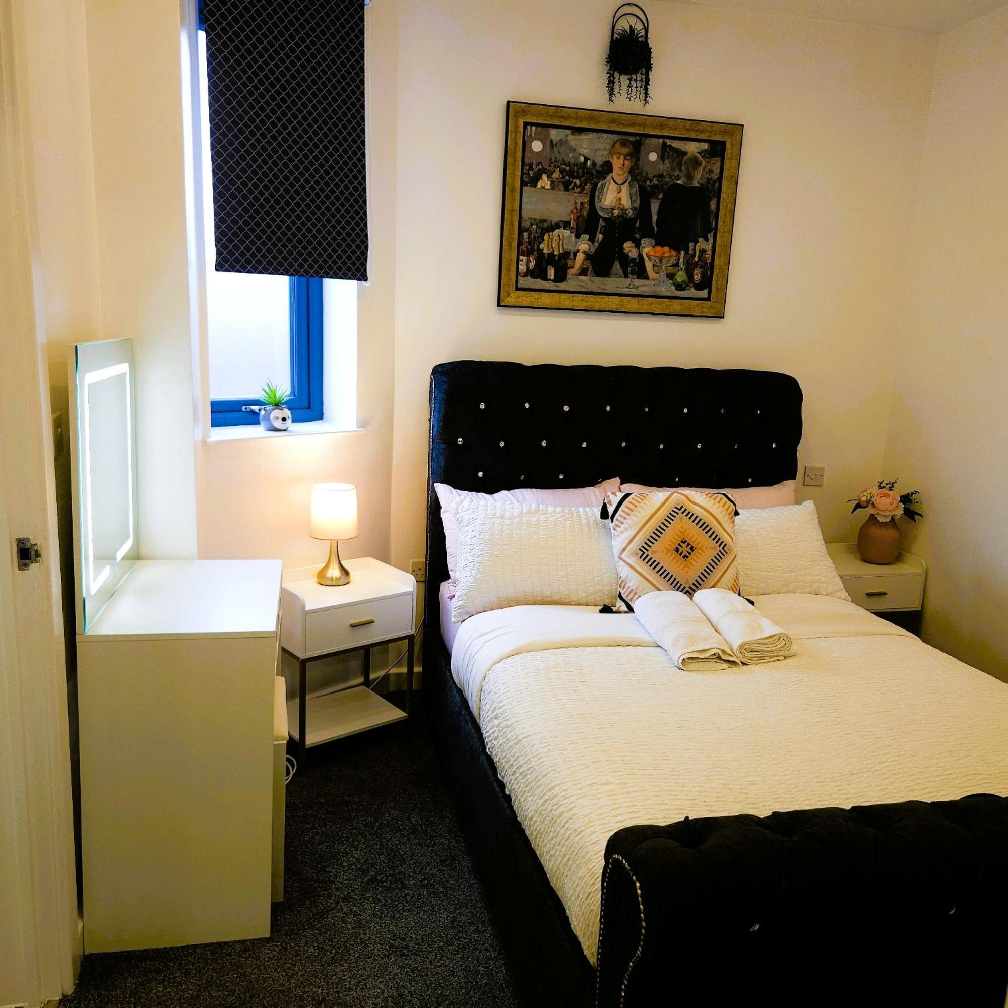 Apartment 02 Glamour London