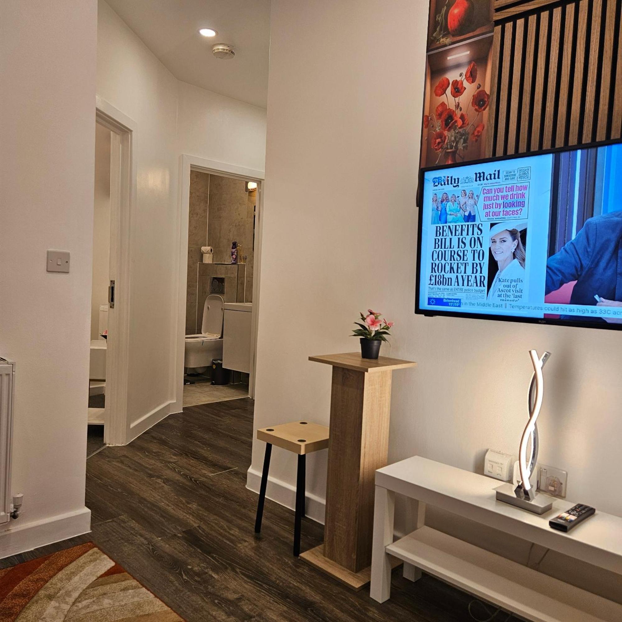 02 Glamour Apartment *