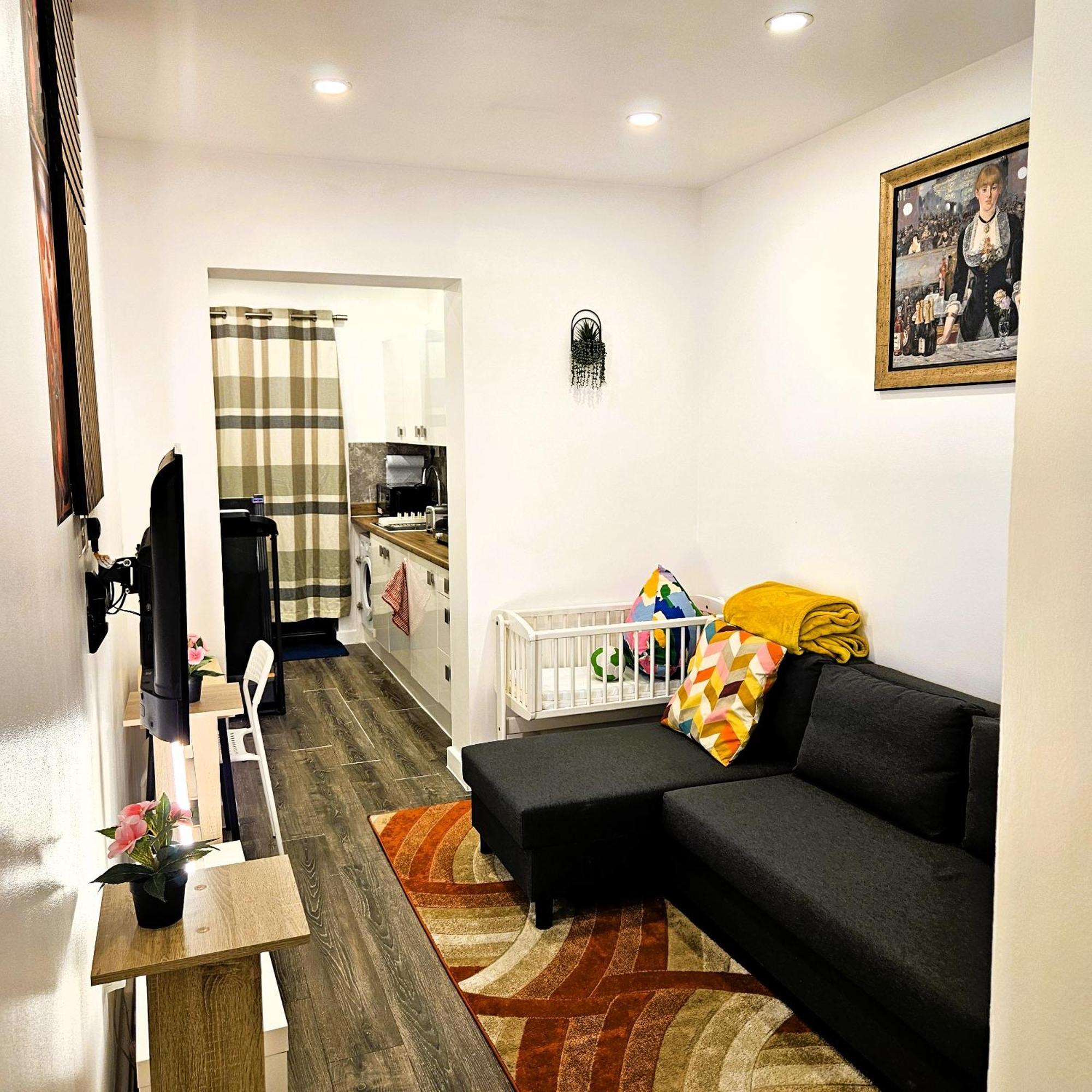 Apartment 02 Glamour *